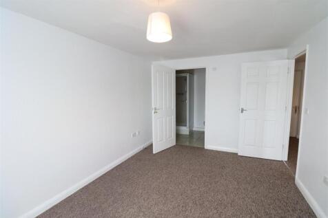 Double Bedroom 1