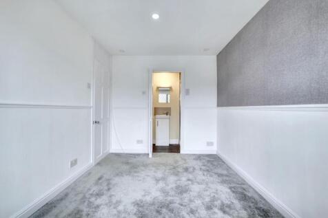 Double Bedroom 1