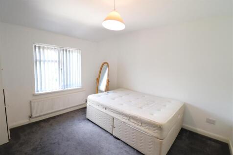 Double Bedroom 1