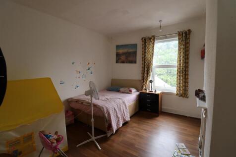 Double Bedroom 1