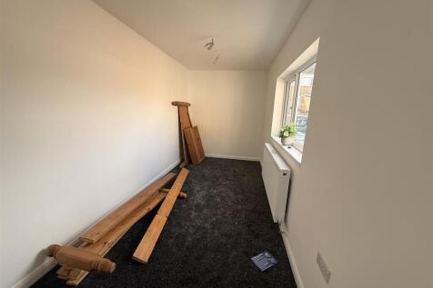 Single Bedroom 4