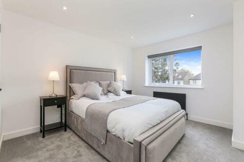 bedroom 2.jpeg