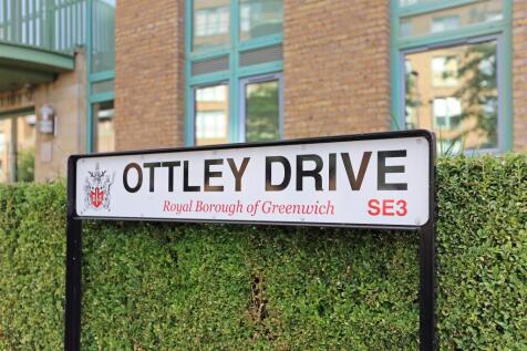 Road sign.jpeg