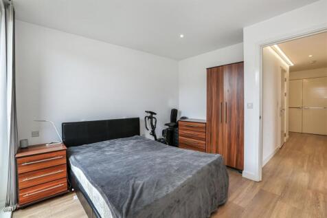 bedroom 2.jpeg