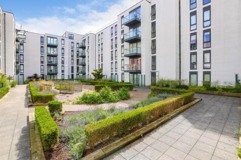 communal gardens.jpeg