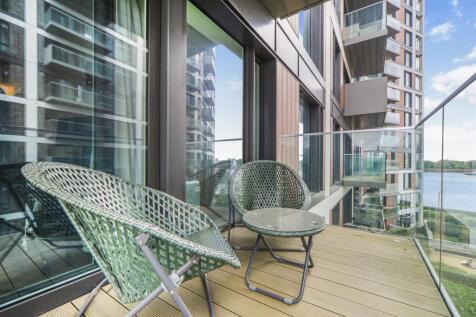Balcony 2.jpg
