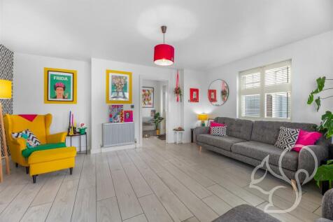 Living Room.jpg