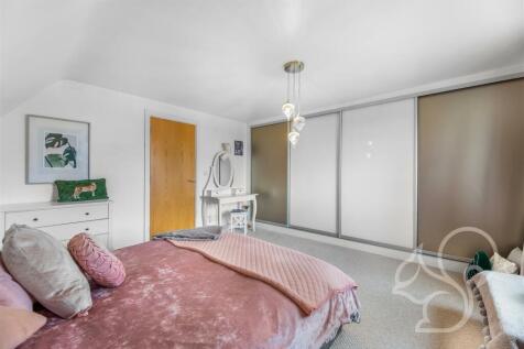 Bedroom 2..jpg