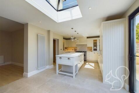 Kitchen Family Room