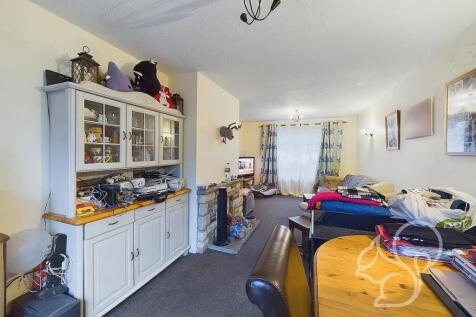 CAM03877G0-PR0111-STILL003.jpg