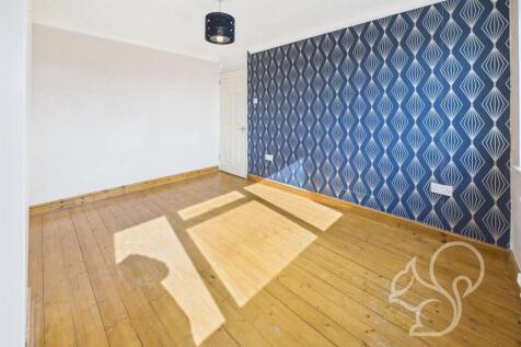 Prinicpal Bedroom
