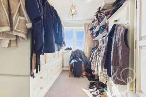 bedroom three/dressing room