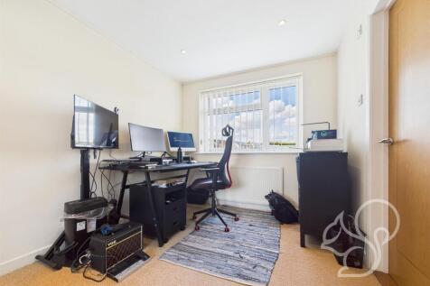 second bedroom