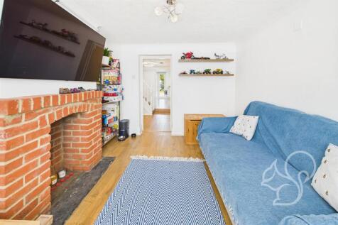 CAM03877G0-PR0182-STILL016.jpg