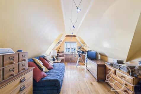 Fourth Bedroom