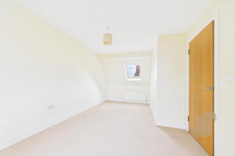 CAM03877G0-PR0260-STILL027.jpg