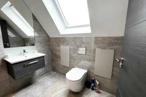 Master wet room