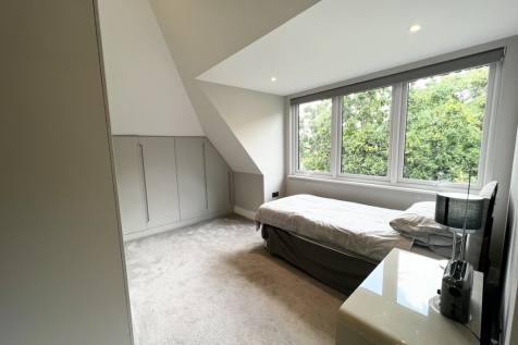 Second bedroom