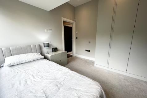 Second bedroom