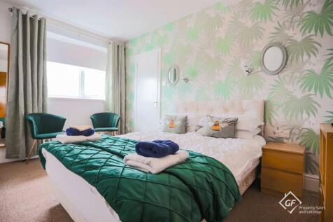 Malin Bedroom (3).jpg