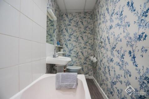 Viking Bathroom (2).jpg
