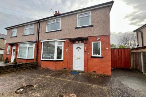 WhatsApp Image 2025-12-12 at 11.13.04_609c3100.jpg