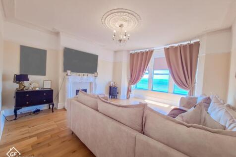 Frist floor flat 20.jpg