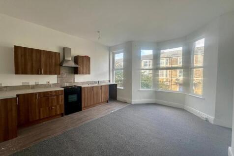 Flat 2 2.jpg