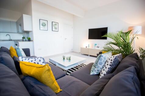 Living Area 6