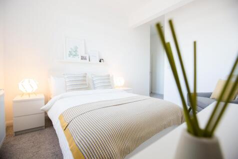 Master Bedroom 9