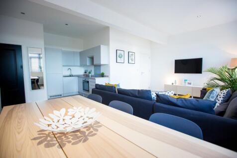 Living Area 4