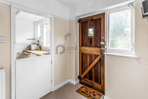 112-Reddown-Road-24