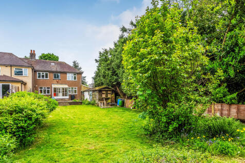 112-Reddown-Road-14