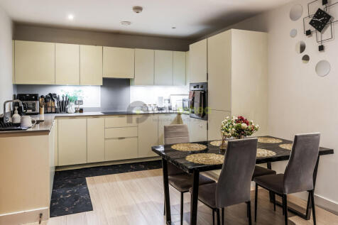 Flat-27-Rainier-Apartments-7