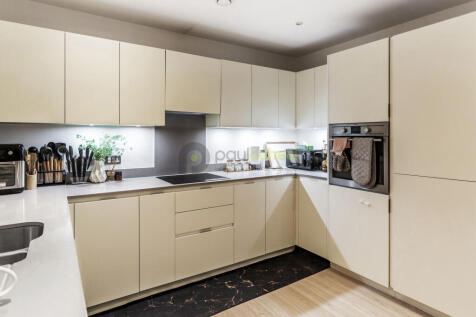 Flat-27-Rainier-Apartments-8