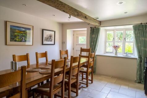 Breakfast Room