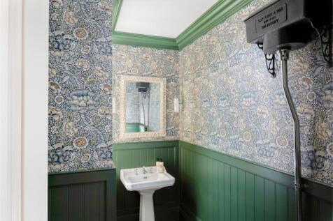 Harefield Farmhouse_Internals-12.jpg