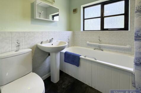 Bathroom.jpeg