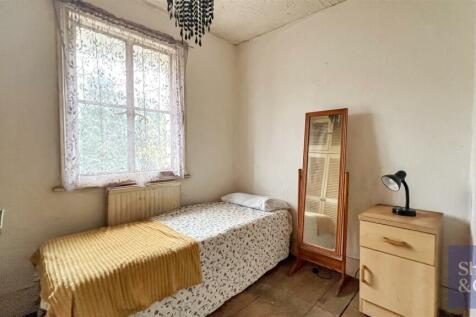 Bedroom3.jpg