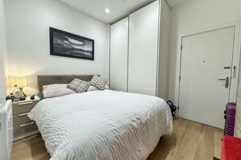 Bedroom.jpeg