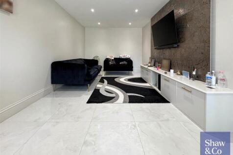 Living Room.jpeg