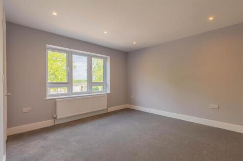 138 staines road, Sunbury-right  (23).jpg