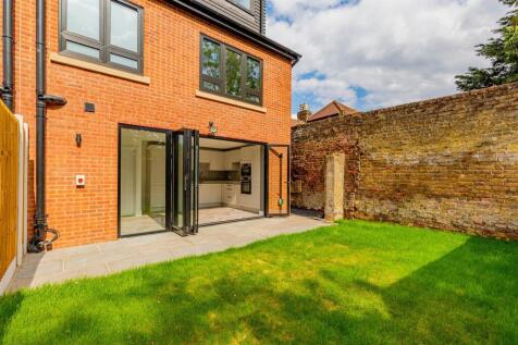 138 staines road, Sunbury-left (18).jpg