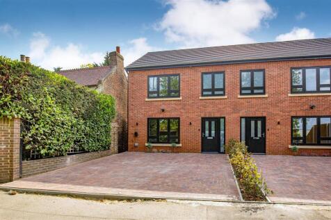 138 staines road-sunbury externals (9).jpg