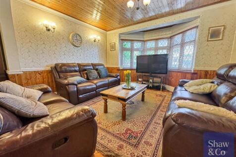 Living Room.jpeg