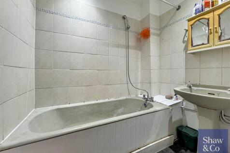 Bathroom.jpeg