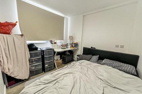 Bed 3.jpeg