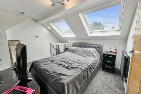 Studio Bedroom.jpeg