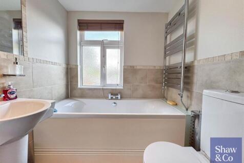 Bathroom.jpeg