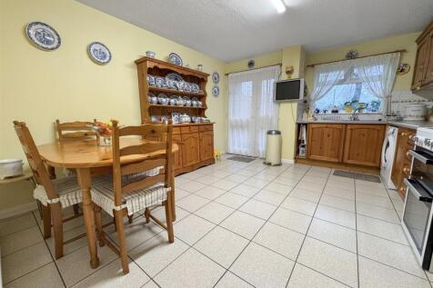 Kitchen.jpeg